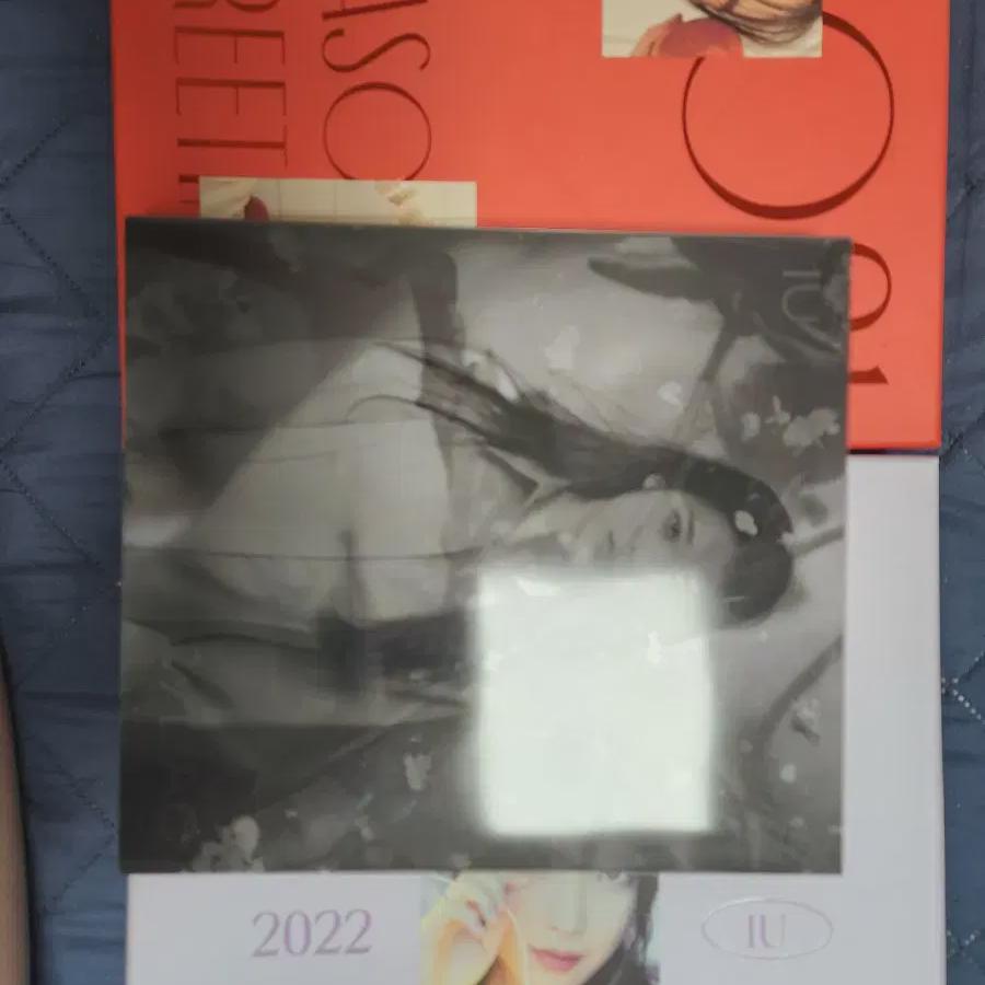 

Iu 2021 2022 Season Greeting Album