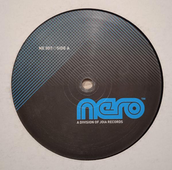 12inch Record AXWELL - Feel The Vibe (Remixes) NE007 Nero Recordings 2005 UK Dance & Electronica Used