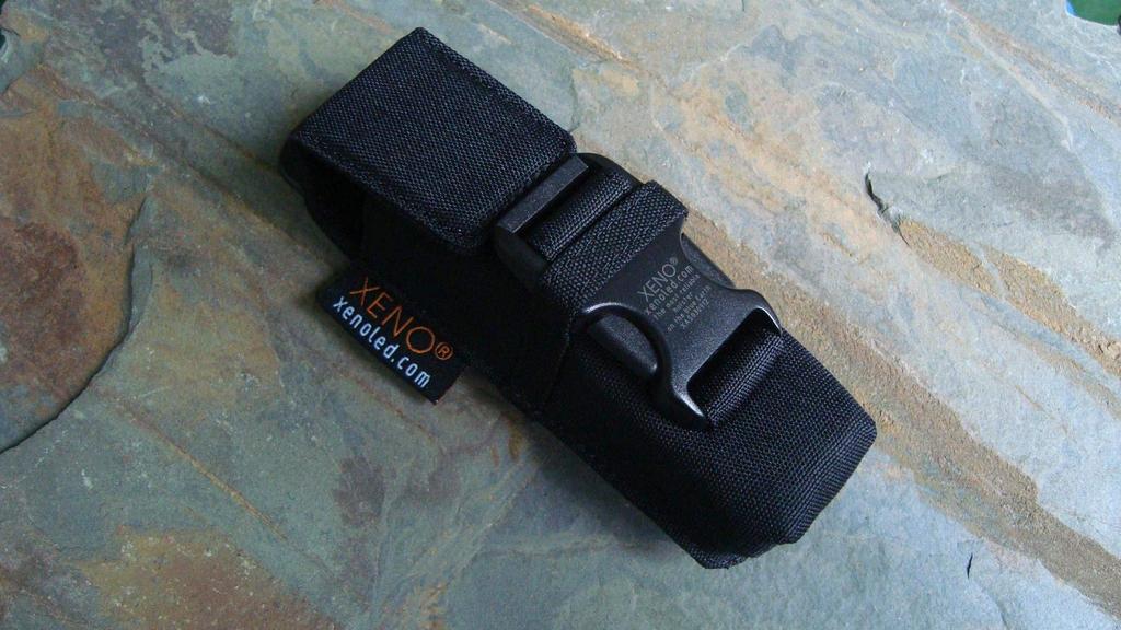 XENO HD25 MOLLE Flashlight Belt Tool Pouch Tool Pocket Light Holster