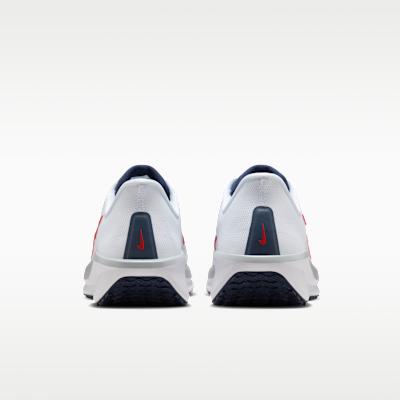 Nike Quest 6 White Obsidian Wolf Grey University Red