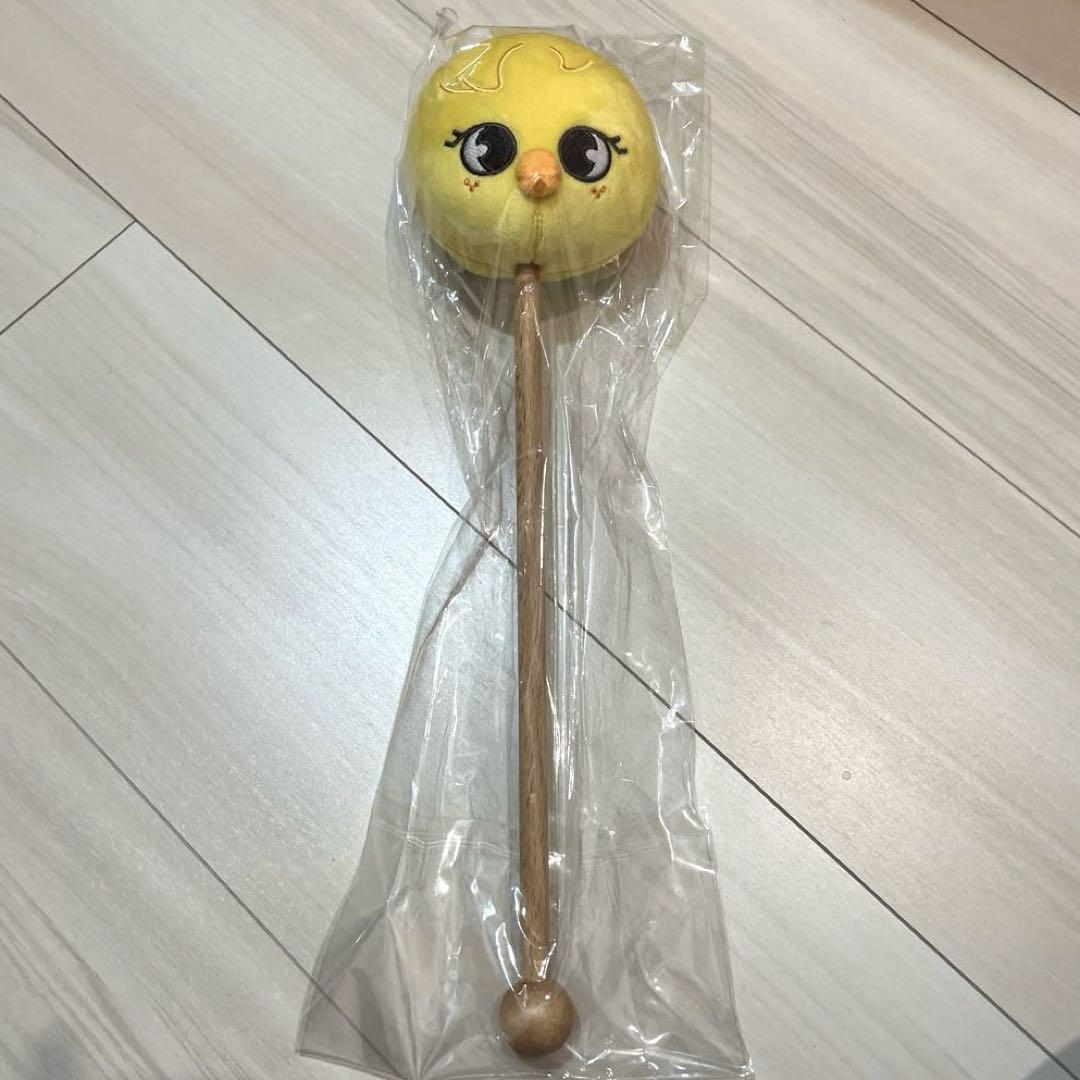 

[USED] straykids skzoo Bbok Ari Felix shoulder massager