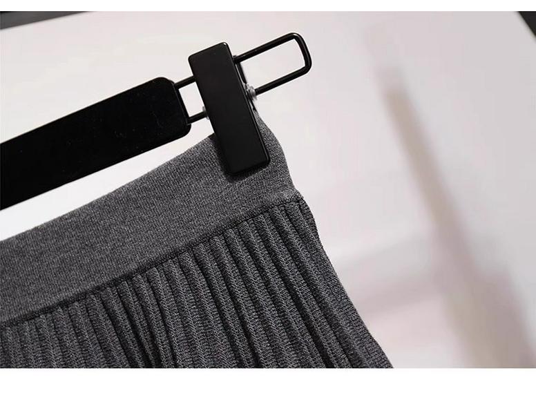 Women's Wool Knitted Pleated A-Line Skirt – Perfect for Autumn and Winter