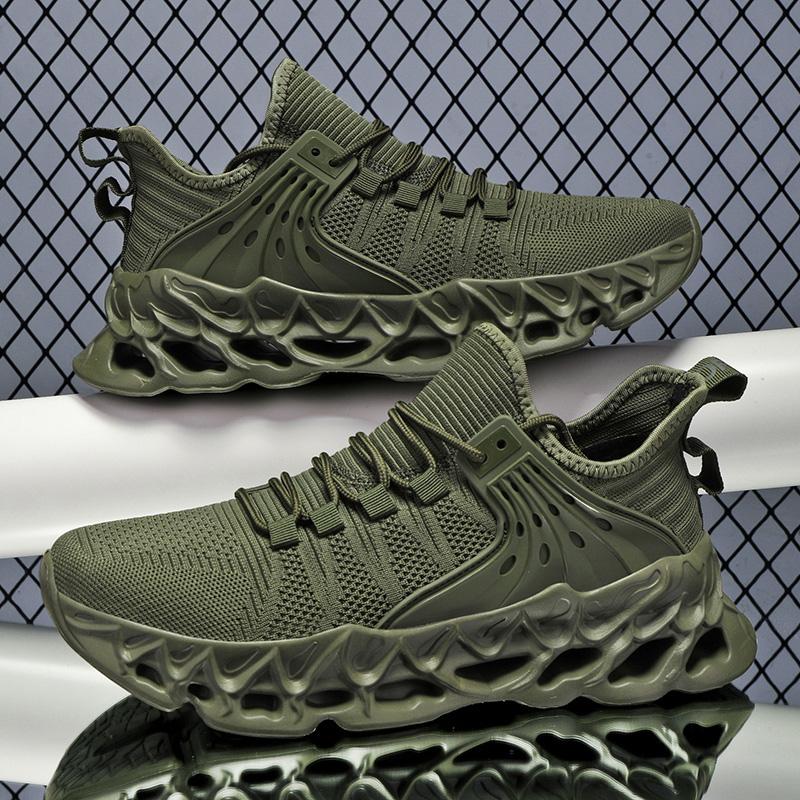 MAEDEF Men Running Shoes Breathable Mesh Sneakers Non Slip Lightweight Sports Shoes For Outdoor Walking Casual Athletic Footwear