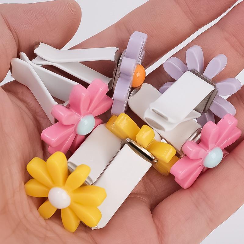 1/2/3/6pcs Car Air Outlet Perfume Clip Cute Mini Flower Aromatherapy Creative Car Interior Decoration Air Freshener Accessories