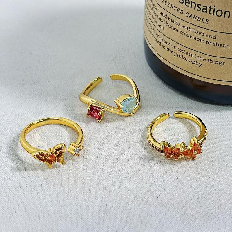 Mittelalterlicher Vintage Hepburn Wind Farbe Schatz Schmetterling Super Flash Zirkon Persönlichkeit Öffnungsring Damenmode Schmuck