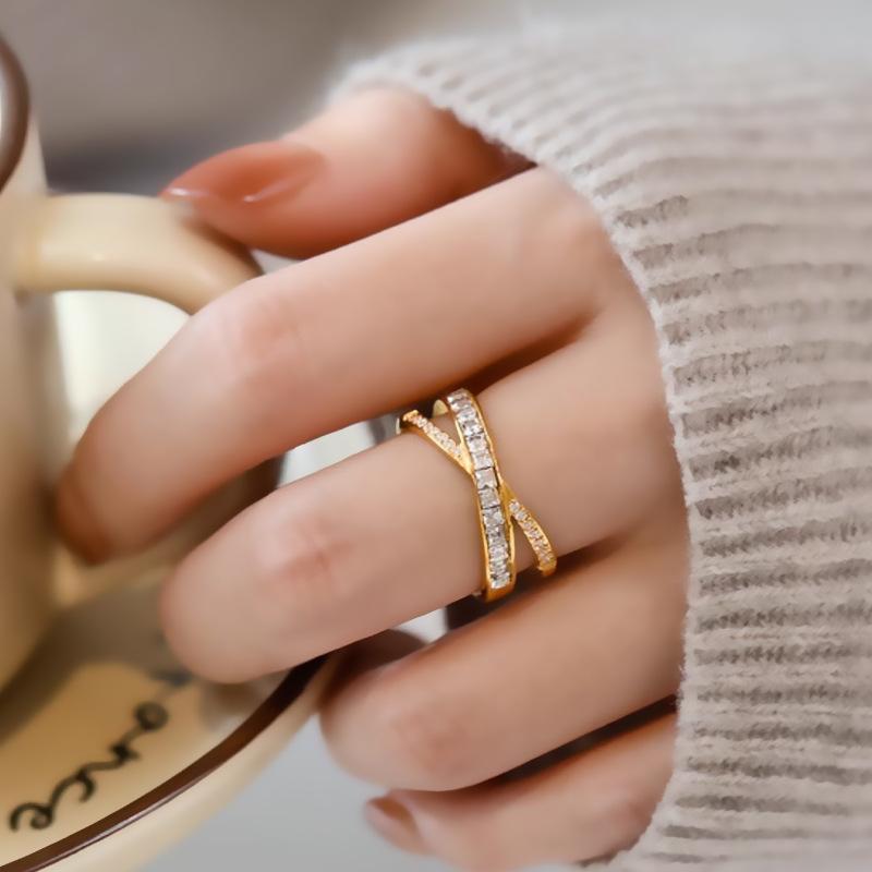 Temperament and High-end Zircon Cross Titanium Steel Ring Women's High-end Index Finger Trendy Ring