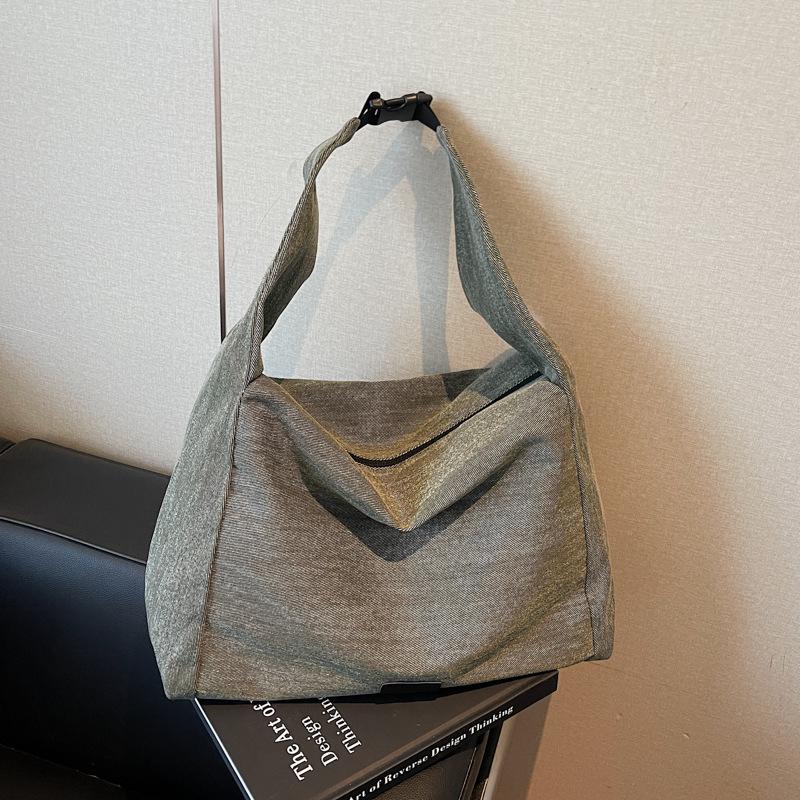 Fashi Denim Tote Bag for Women2026New Trendy Spring Large Capacity Underarm Bag Student Versatile Shoulder Bag Extra Large
