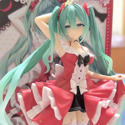 Hatsune Miku Lolita Figure Fashion Anime Miku Collection Action Figurine Kawaii Cute Model Desktop Ornaments Toy