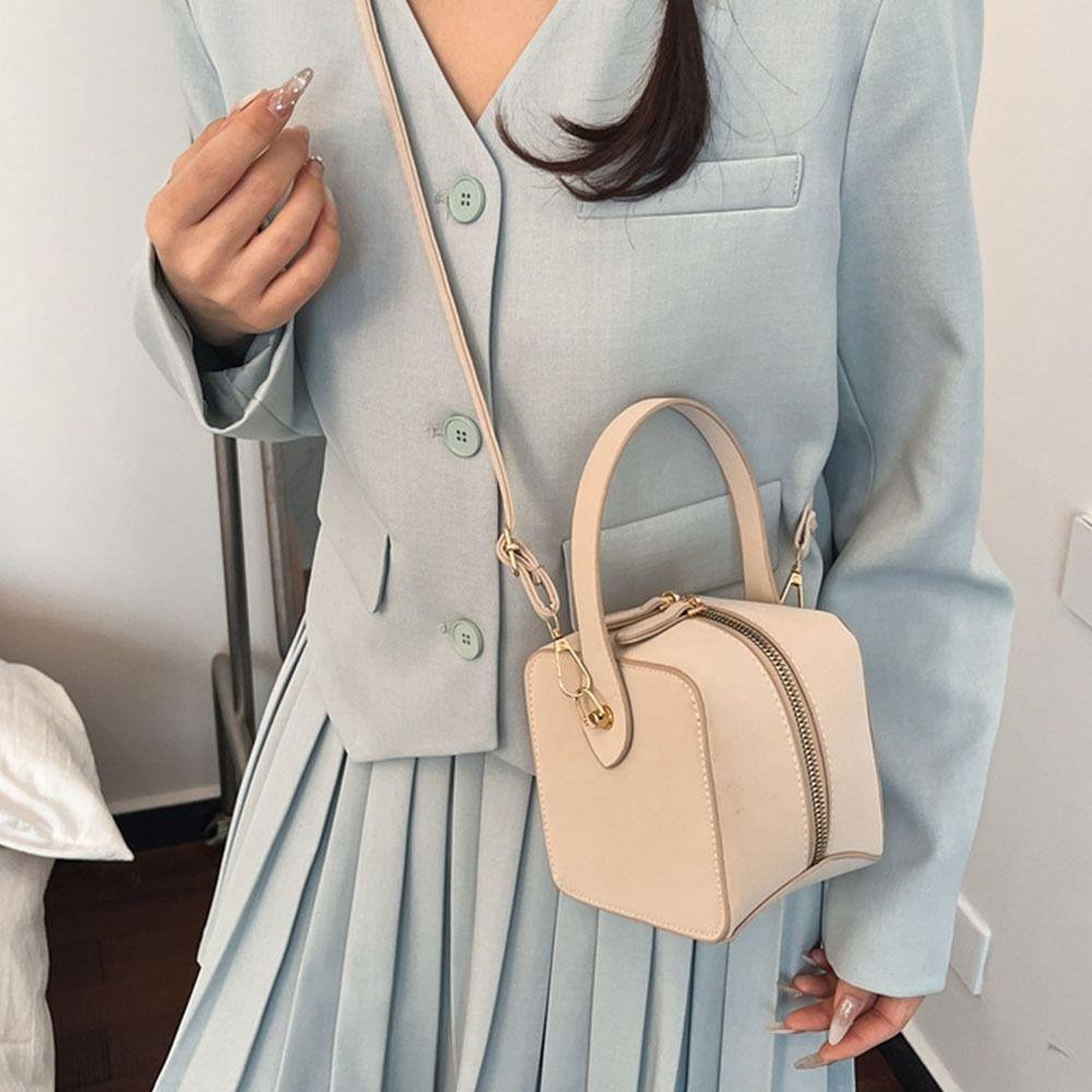 Luxury PU Leather Shoulder Bag Mini Zipper Crossbody Bag Commuting Bags Daily Use