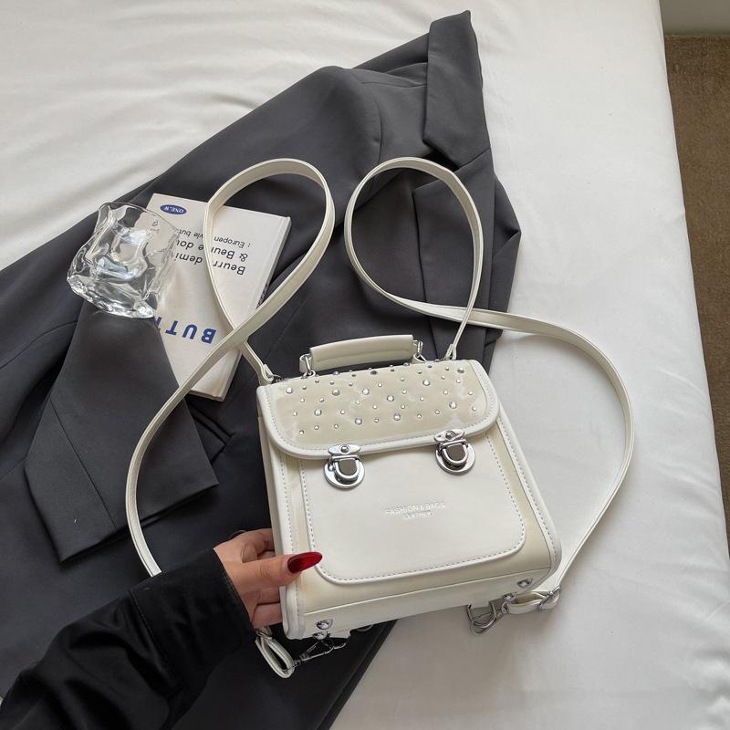 

Backpack female niche leisure students class small schoolbag new lightweight travel backpack