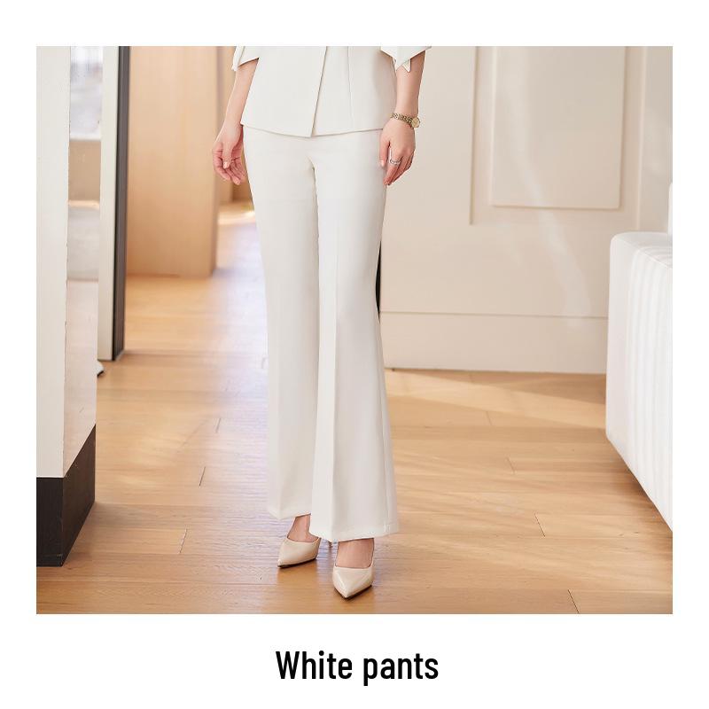 

Женский весенне-летний костюм с расклешенными брюками – Элегантный стильный комплект-двойка с современным шармом XXL