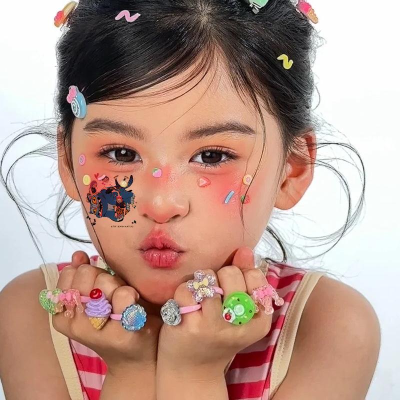 Niedliche Cartoon Kpop Dämonenjäger Temporäres Tattoo Anime Aufkleber Design Wasser Transfer Tattoo Aufkleber Lustige Partygeschenke