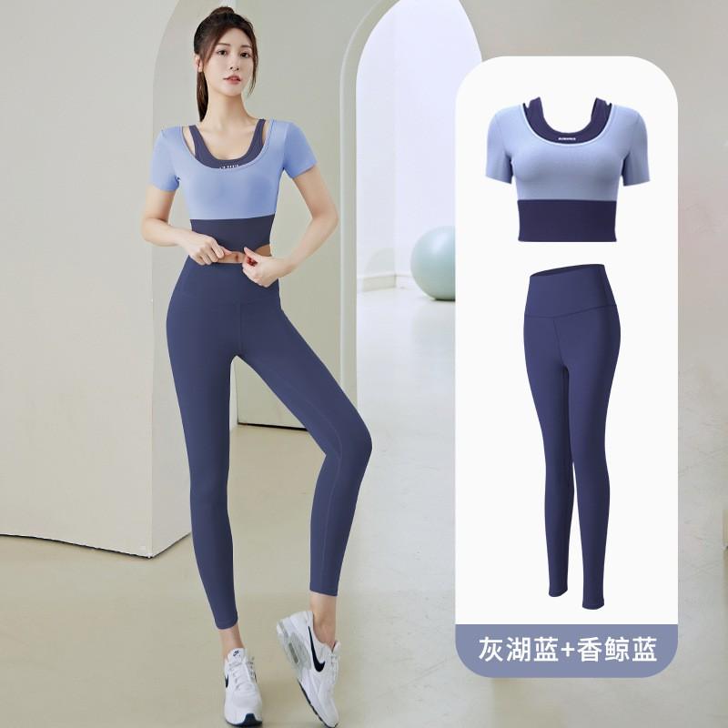 Womens Seamless Sports Set With Built-in Bra Padding Slim Fit Running Yoga Top Leggings Gym Fitness
