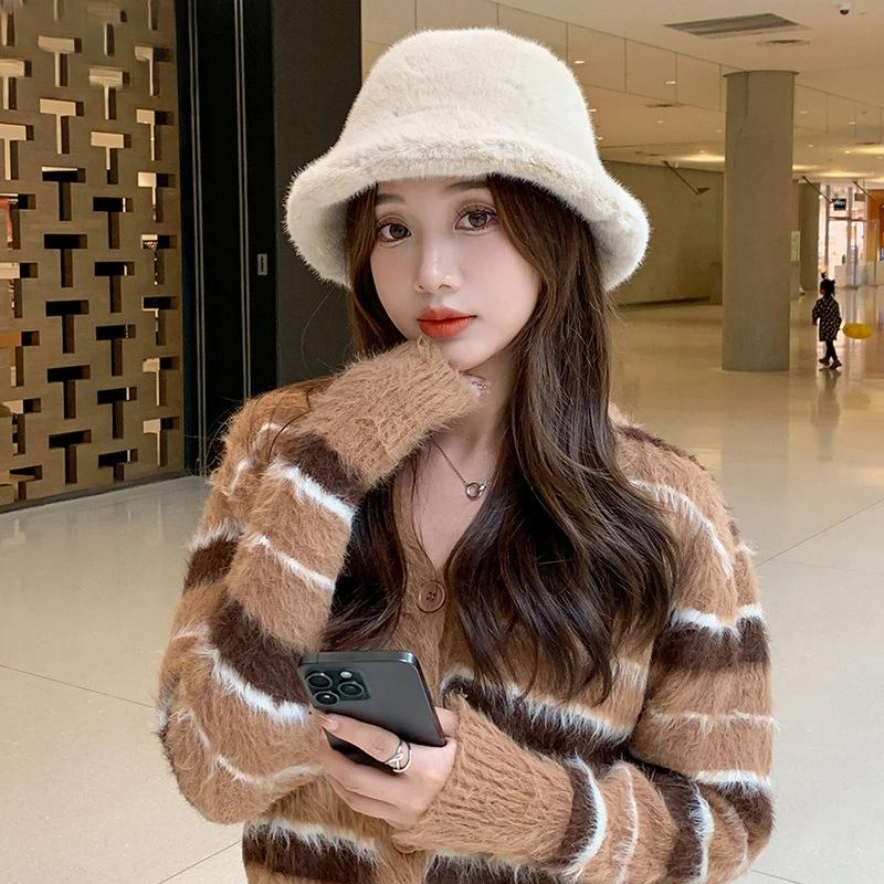 Winter Girls' Fashion Outdoor Hats, Warm Bucket Hats, High-quality Faux Mink Fur Hats, Russian Women's Hats