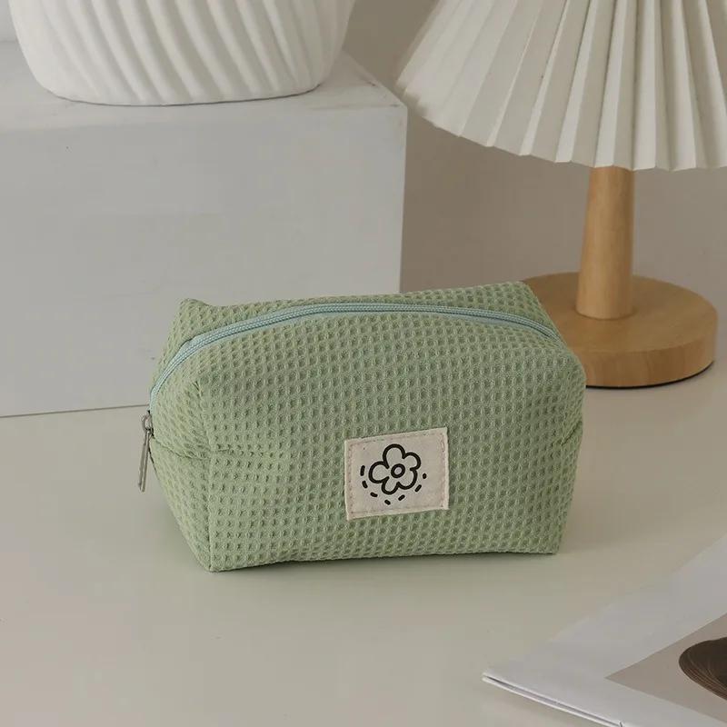 Cute Waffle Plaid Travel Zipper Cosmetic Lipstick Storage Bag Women Makeup Organizer Handbags Coin Purse Pencil Cases Pouch Bag
