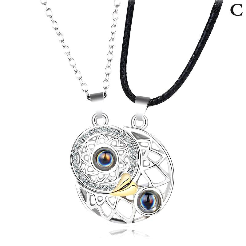 Náhrdelník s projekcí Slunce a Měsíce Miluji tě ve 100 jazycích Magnetický náhrdelník ve tvaru srdce, výřez pro pár, dárek