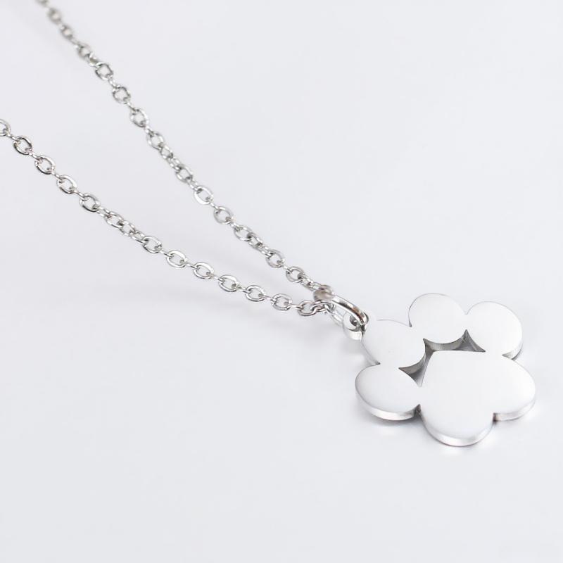 Stainless Steel Cat Paw Pendant Necklace Animal Paw Charm Choker Necklace Cat Paw Print Necklace Women Jewelry Simple Design
