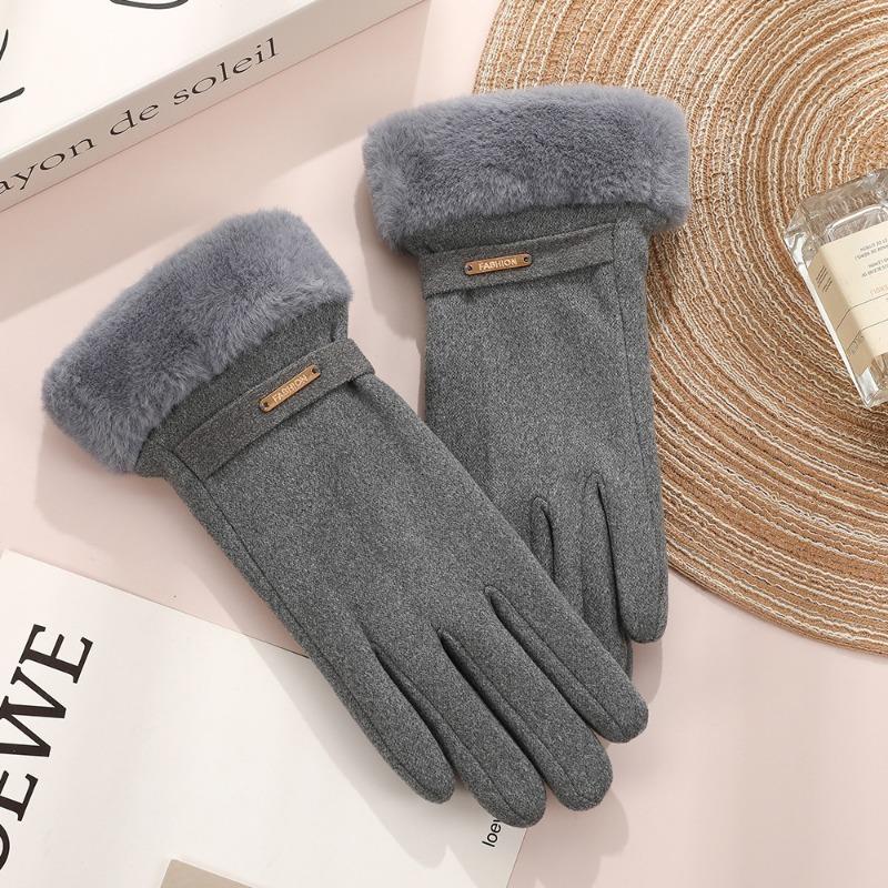 Warm gloves women's winter thickened fresh sheep's nun riding wool mouth cold outdoor windproof heat storage gloves