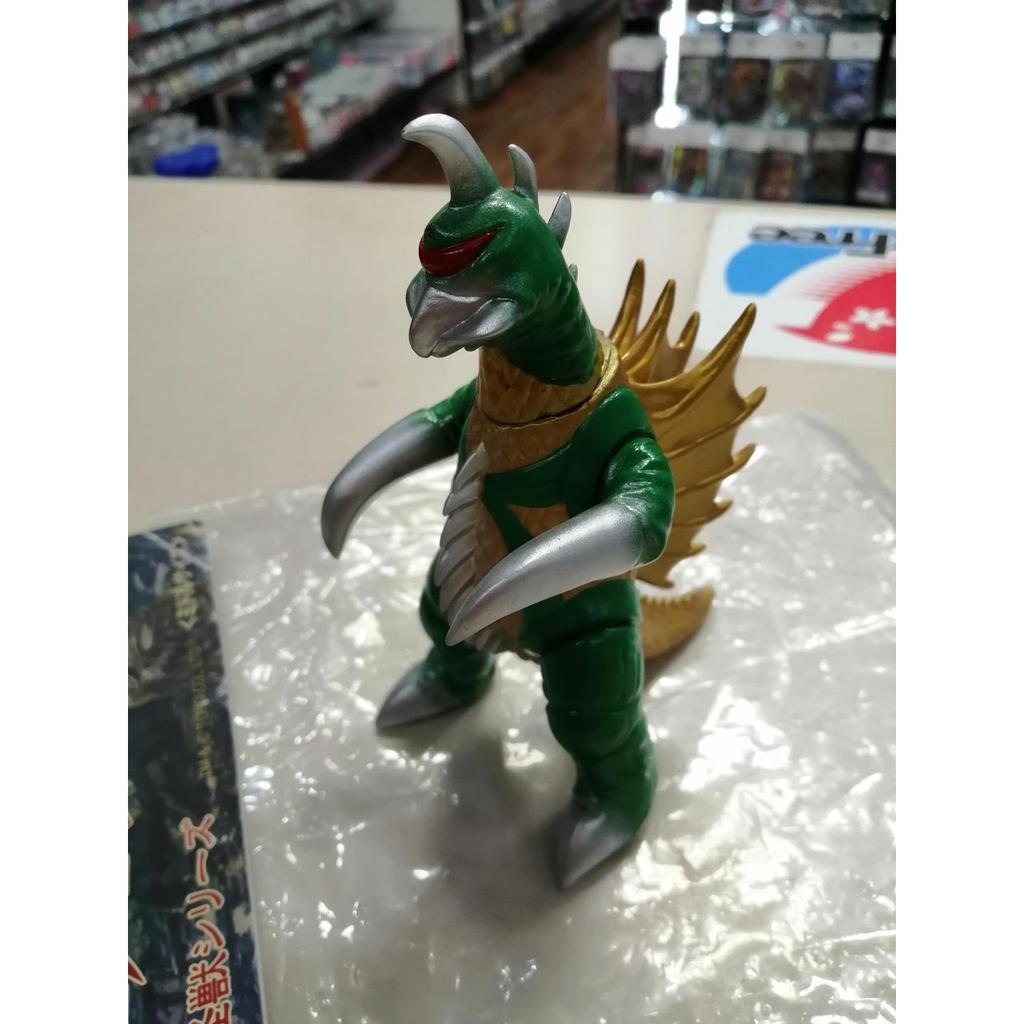 Used CCP Gigan Emerald Green Showa Monster Series Middle Size