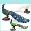 Exquisiet Pvc Pauw Model In Blauw Groen En Wit Elegante Statische Tafeldecoratie