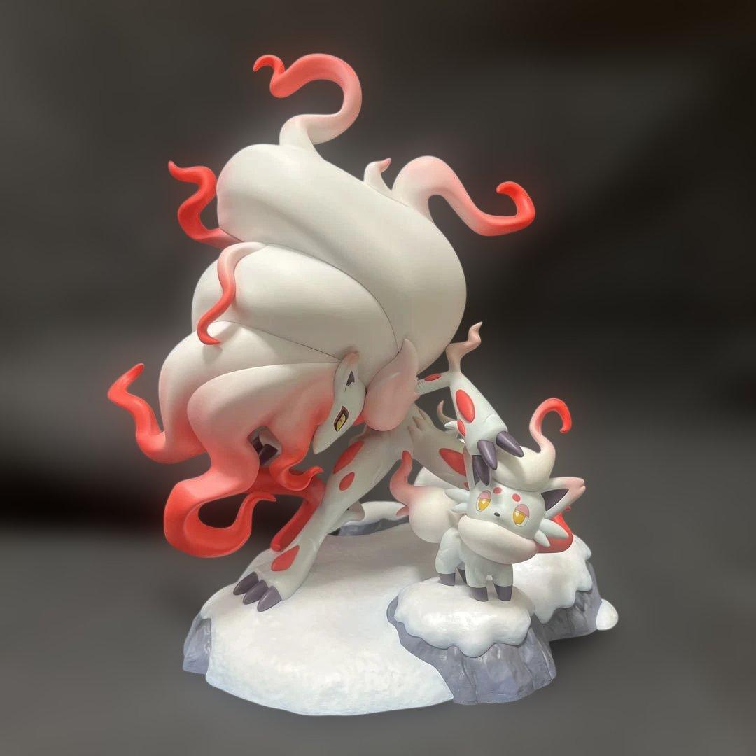 

[USED] Pokémon Center Figures Hisui Zoroa & Hisui Zoroark Kotobukiya