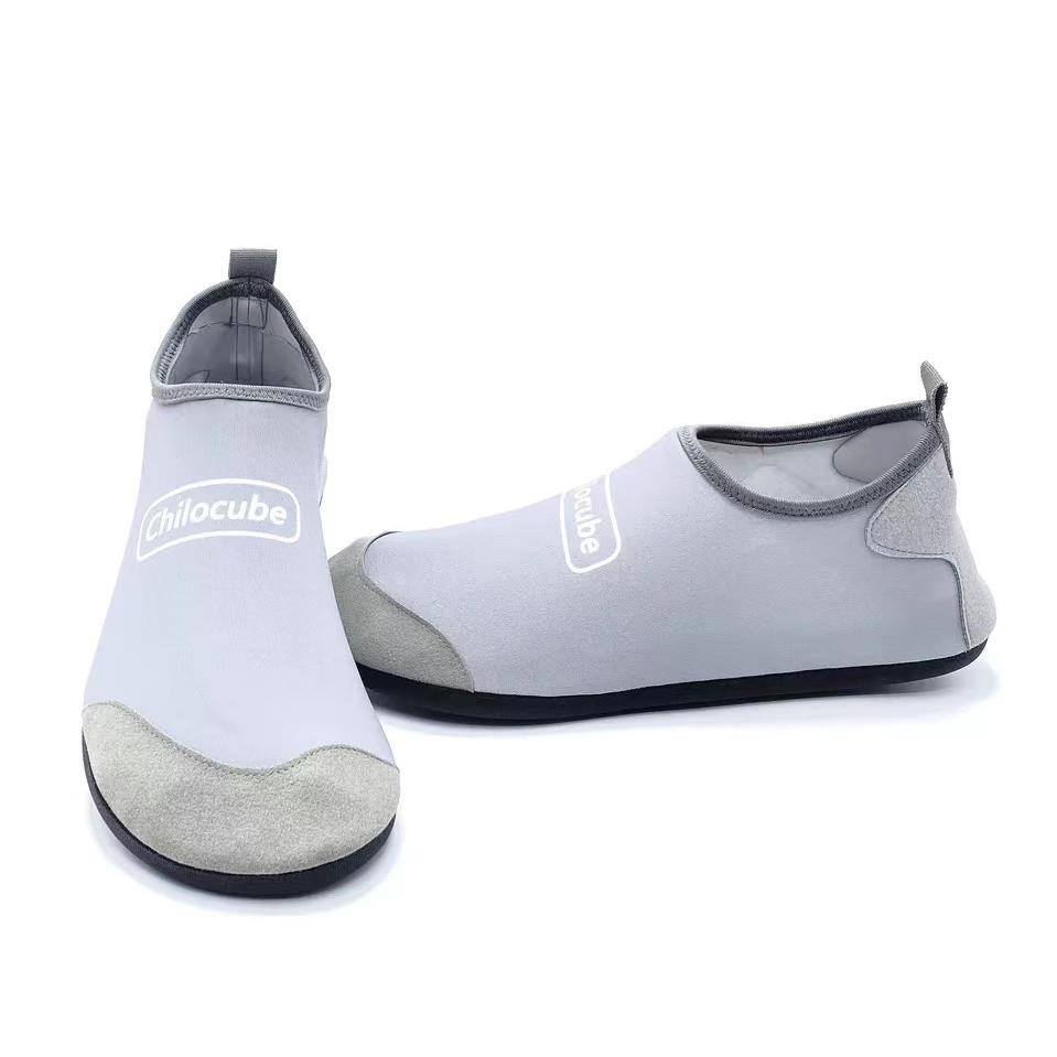 2025 Herren Verdickte Weiche Sohle Rutschfest Schwimmschuhe Tauchen Damen Schnelltrocknend Strandschuhe Tauchschuhe Bachwander-Schuhe