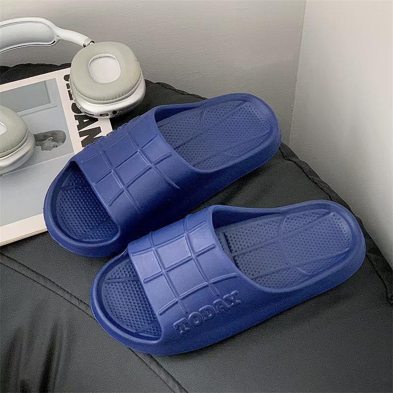 Unisex Summer Non-Slip EVA Flip Flops - Soft Sole, Deodorant, Wear-Resistant, Thick-Soled Slippers for Home and Bath.