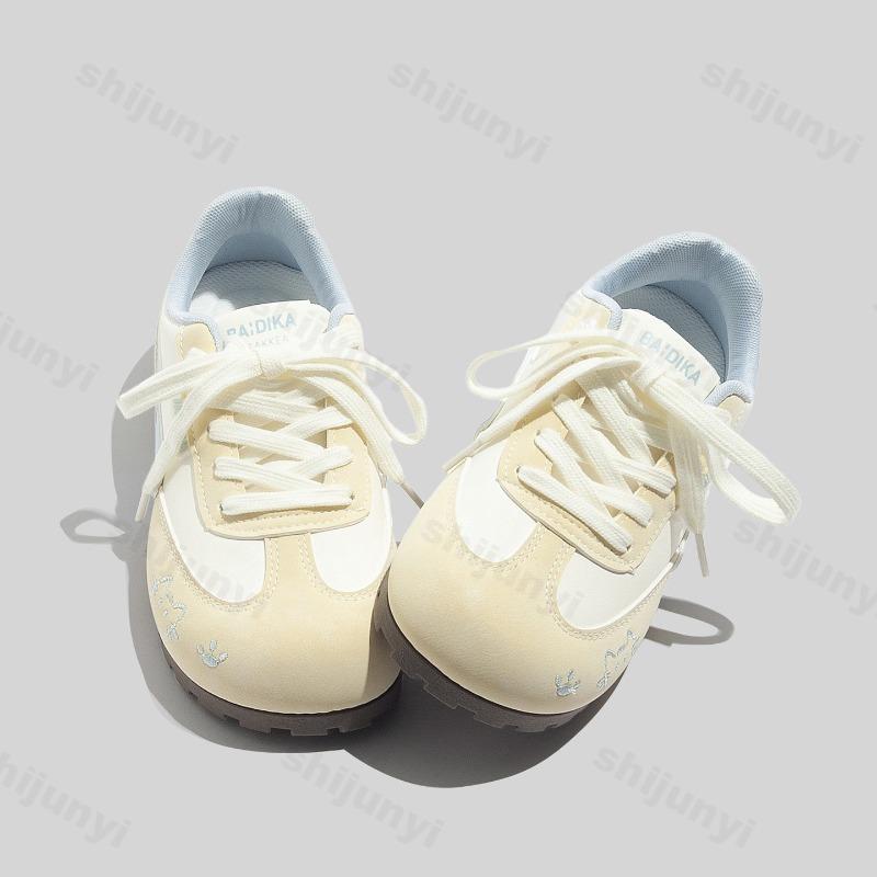 Women's Casual Shoes 2025 Autumn New Trend Comfortable Soft Sole Non Slip Flats Lightweight Breathable Lace Up Vulcanized Shoes