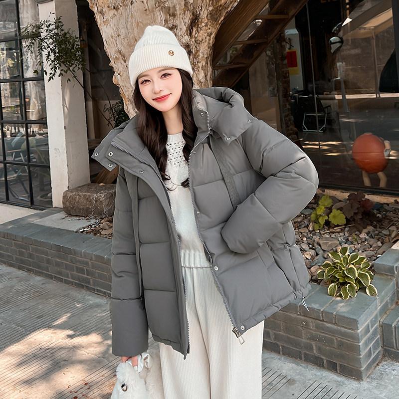 2025 new women's short loose bread clothes cotton clothes winter fashion hooded thickened cotton clothes warm jacket