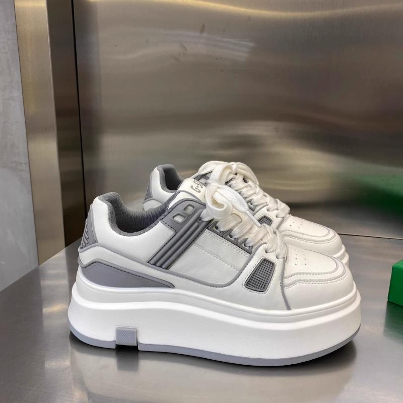 Mode Damplattformskor Mode Sneakers Högkvalitativt Läder Fritidsskor för Kvinnor Tjocksulade Vulkaniserade Skor Tenis De Mujer