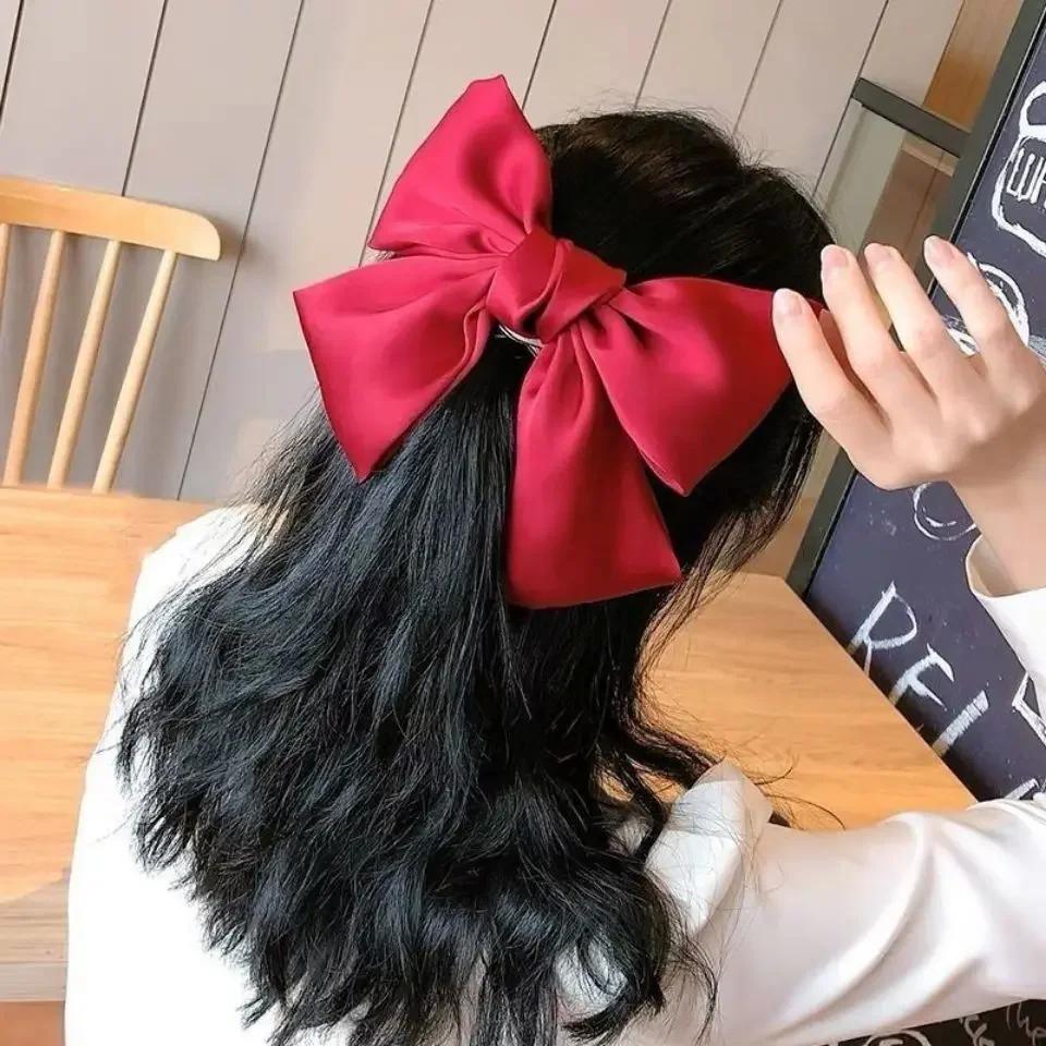 Modisch und Süß Schleife Mädchen Federclip Rücken Löffel Oberteil Clip Halb Gebunden Haarschmuck Neu Sommer Damen Klein Frisch Haarspange