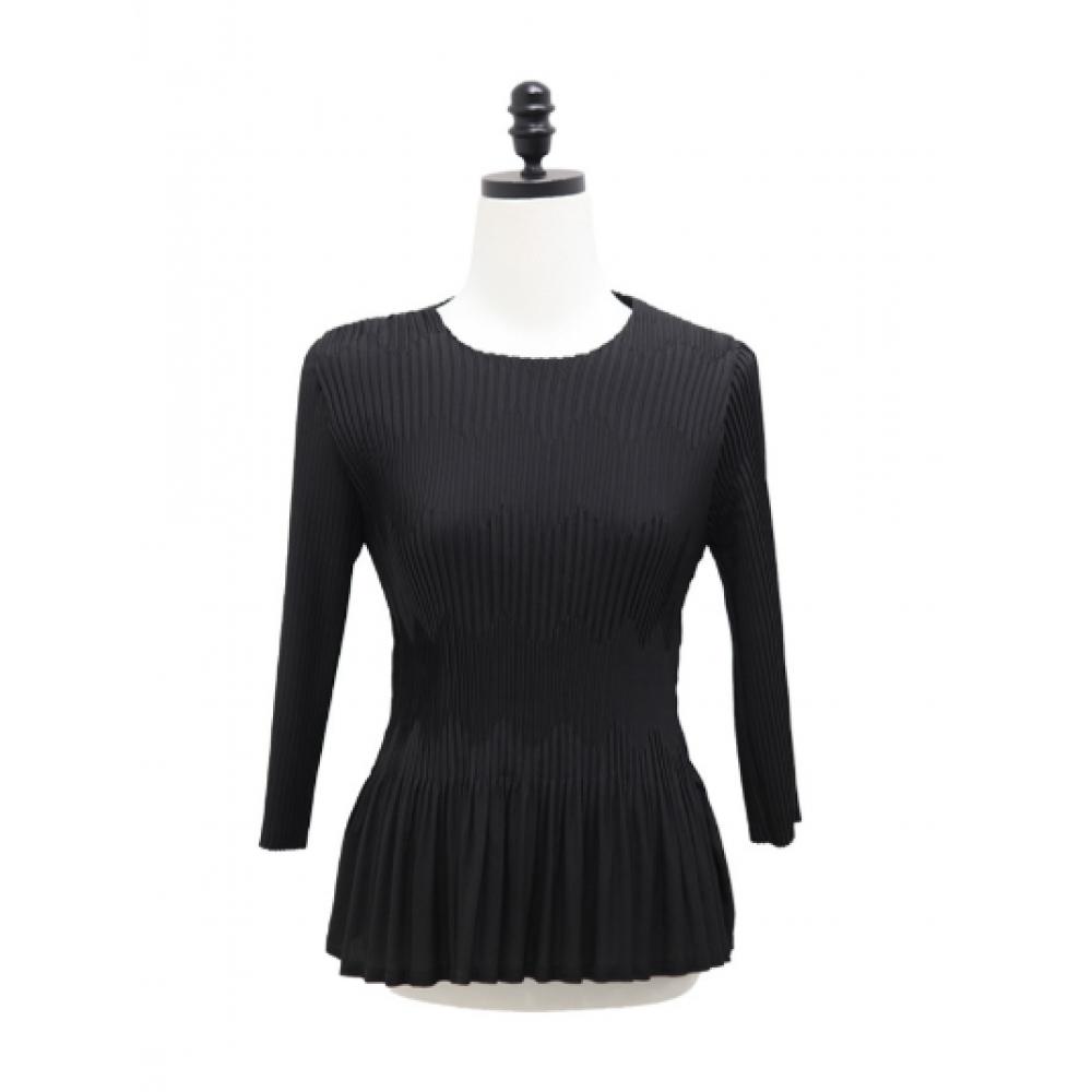 Shiz Madam Pleated Blouse T57517