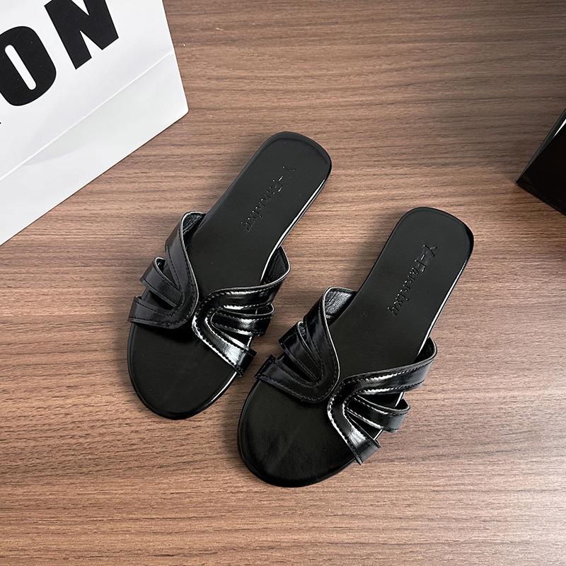 

Женские летние шлепанцы с открытым носком в минималистичном стиле, новинка 2025 года, для отдыха на морском побережье, досуга, с плоской подошвой, пляжные, прохладные шлепанцы 40 чёрный