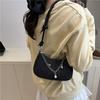 This year's small bag women's simple new trendy fashion foreign texture messenger bag spring and summer armpit bag