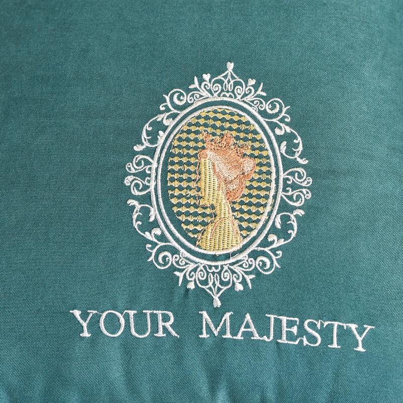 Embroidered Cloud Velvet Pillow Quilt