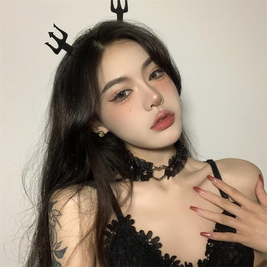 Neue Sexy Spitze Harajuku PU Leder Kette Herz Anhänger Halsketten Frauen Punk Hals Gothic Schwarze Rosa Choker Halskette Cooler Kragen