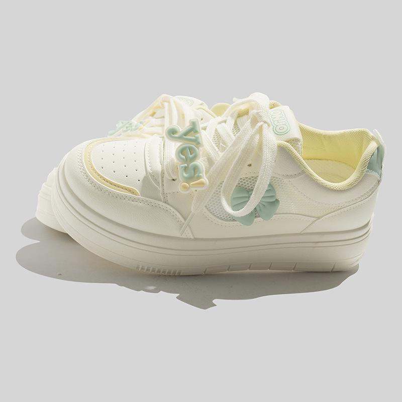 Spring mesh breathable lightweight board shoes student platform casual sports shoes