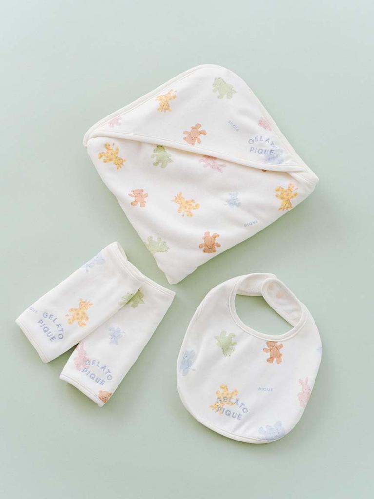 Gelato Pique Baby Plush Bib (PBGG251618OWHTF)