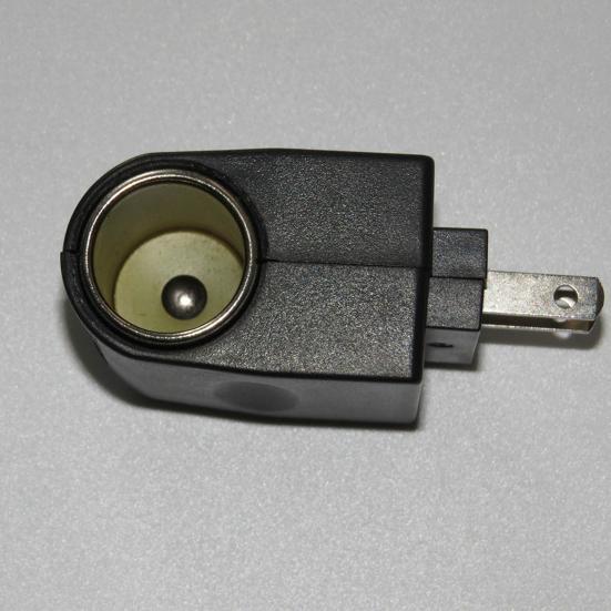 AC90-240V auf DC12V AC-DC-Adapter, praktischer, benutzerfreundlicher, leichter AC-DC-Netzadapter für den Zigarettenanzünder im Auto für Auto-Lüfter