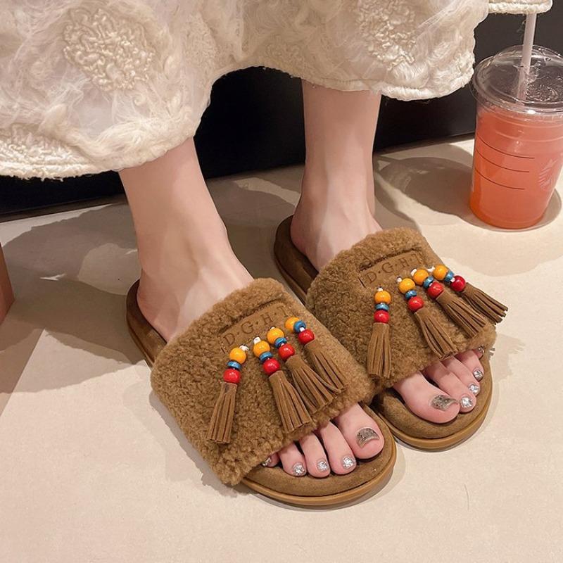 Fashion Fashion Designer Tassel Slippers Women's Luxury Fur Shoes 2025 Summer New Retro Women Open Toe Flat Slides
