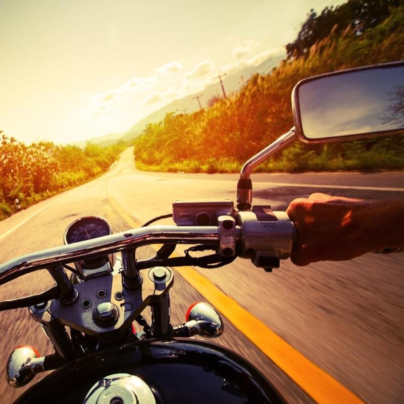 1 Pair Adjustable Motorcycle Mirrors with 360 Degree Rotating Universal Motorbike Rearview Mirrors Easy Installation