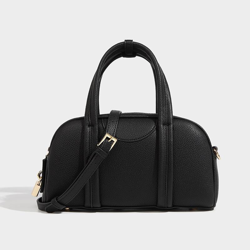 Высокие женские сумки-тоут в форме подушки — фото 7