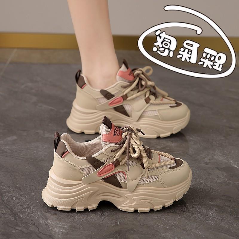 Running shoes breathable annual feet Putian new soft sole spring and summer new sports dad shoes female feeling small size fashion shoes