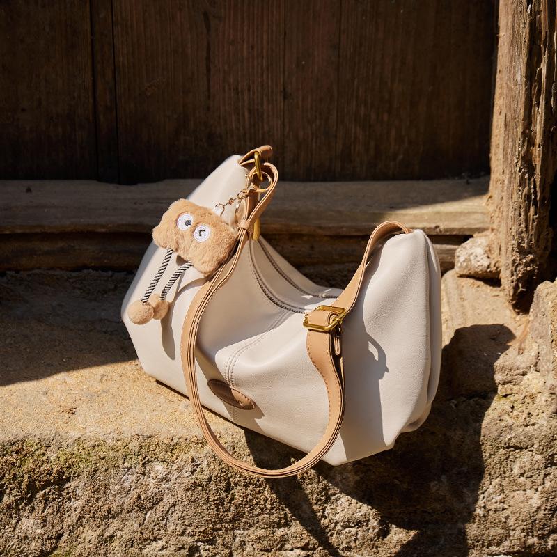 

Тренд Весна Лето Сумка-пельмень 2025 Новая сумка из коровьей кожи Нишевый модный дизайн Сумка-тоут Сумка на плечо для通勤 Upper Width32CM/Lower Wid