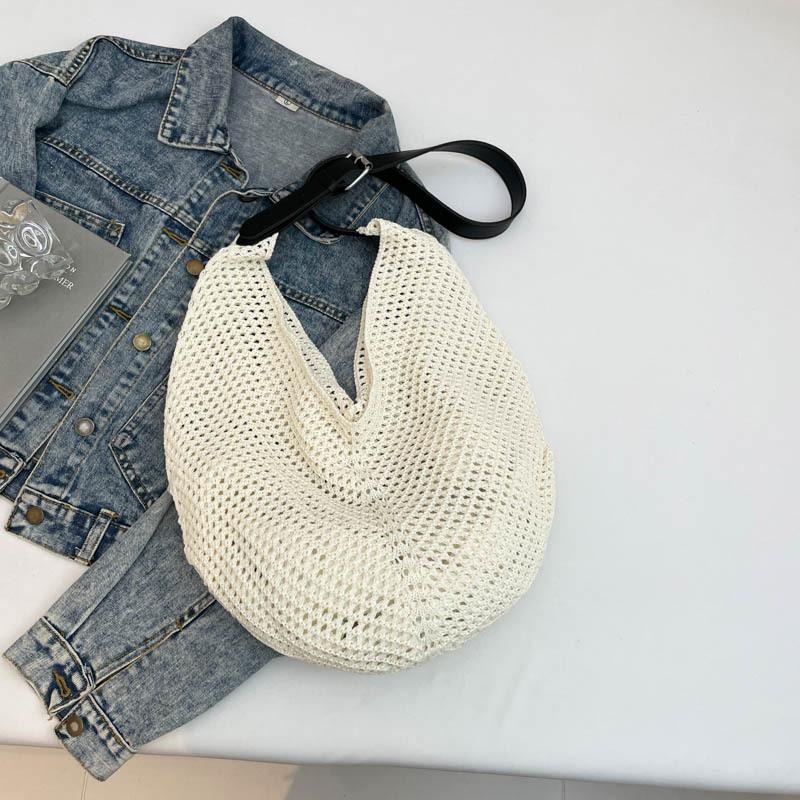 

Large capacity woven shoulder armpit bag 2025 personalized leisure foreign trend tote bag women s new spring bag белый