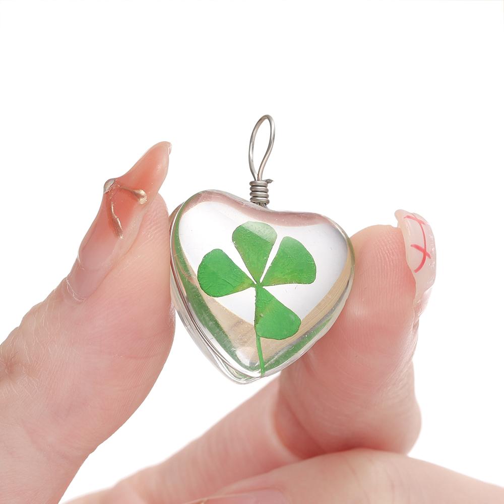 5pcs Green Lucky Four Leaf Clover Pendant Handmade Glass Dry Flower Four Leaf Clover Ornament DIY Necklace Craft Jewelry Making
