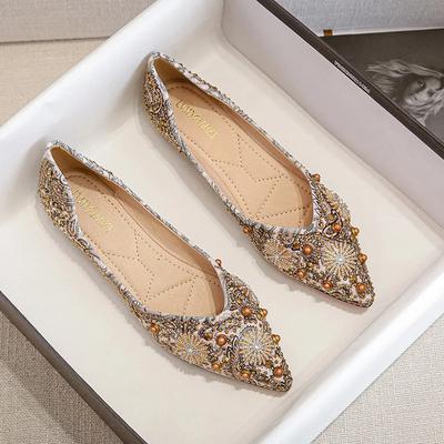 Fashion Pointed Toe Women Flat Rhinestones Loafers Autumn Rivets Classic Ladie Flats Shoes Women's Ballet Flats Soft Boat Shoes 2025