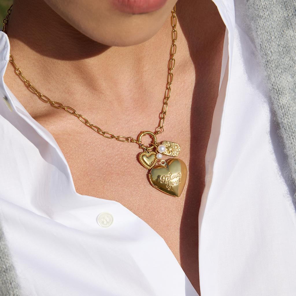 European and American stainless steel love necklace pendant collarbone chain titanium steel necklace