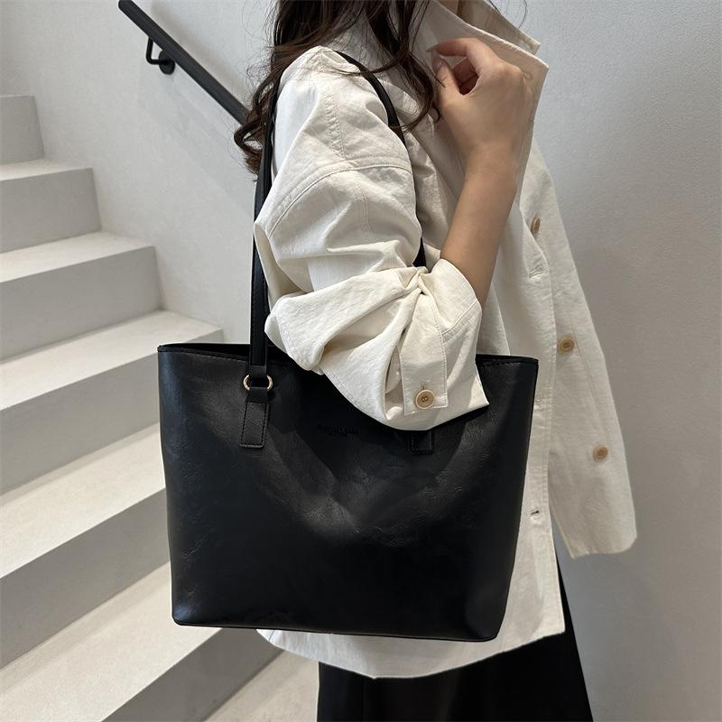 Retro large-capacity commuter bag women's 2025 new trendy fashion Korean version tote bag versatile shoulder handbag women