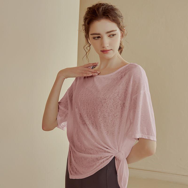 Loose Fit Breathable Running Top Lightweight Yoga Tee Slimming Workout Shirt for Women
